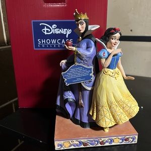 Snow White and evil queen Jim shore figurine